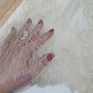 Beige Spitzenstoff, Hautfarbe spitze, Französische Spitze, Hell beige Chantilly Hochzeitsspitze, Elfenbein spitzenstoff meterware LK6004