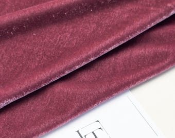 Tessuto di velluto elasticizzato color malva venduto al metro. Materiale in velluto morbido, elastico e felpato, HMT3004