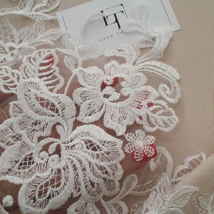 Cream lace trim, Ivory Alencon lace fabric, EEV2087 image 2