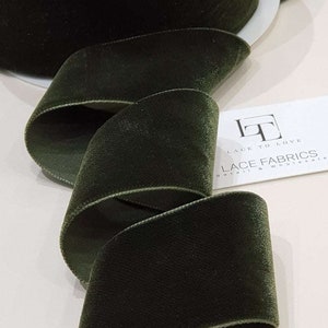 Nastro di velluto verde scuro per decorazioni, artigianato e moda, venduto al metro, ST1007