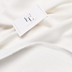Weißer, matter Bubble-Crêpe-Stoff für Brautkleider