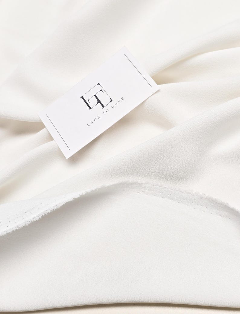 Weißer, matter Bubble-Crêpe-Stoff für Brautkleider