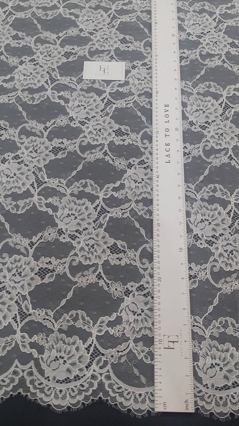 French chantilly lace fabric LL66561 Cream lace