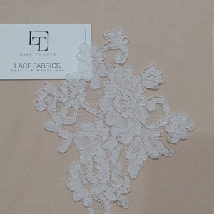 Cream Lace Appliques, White French, M0054 image 1