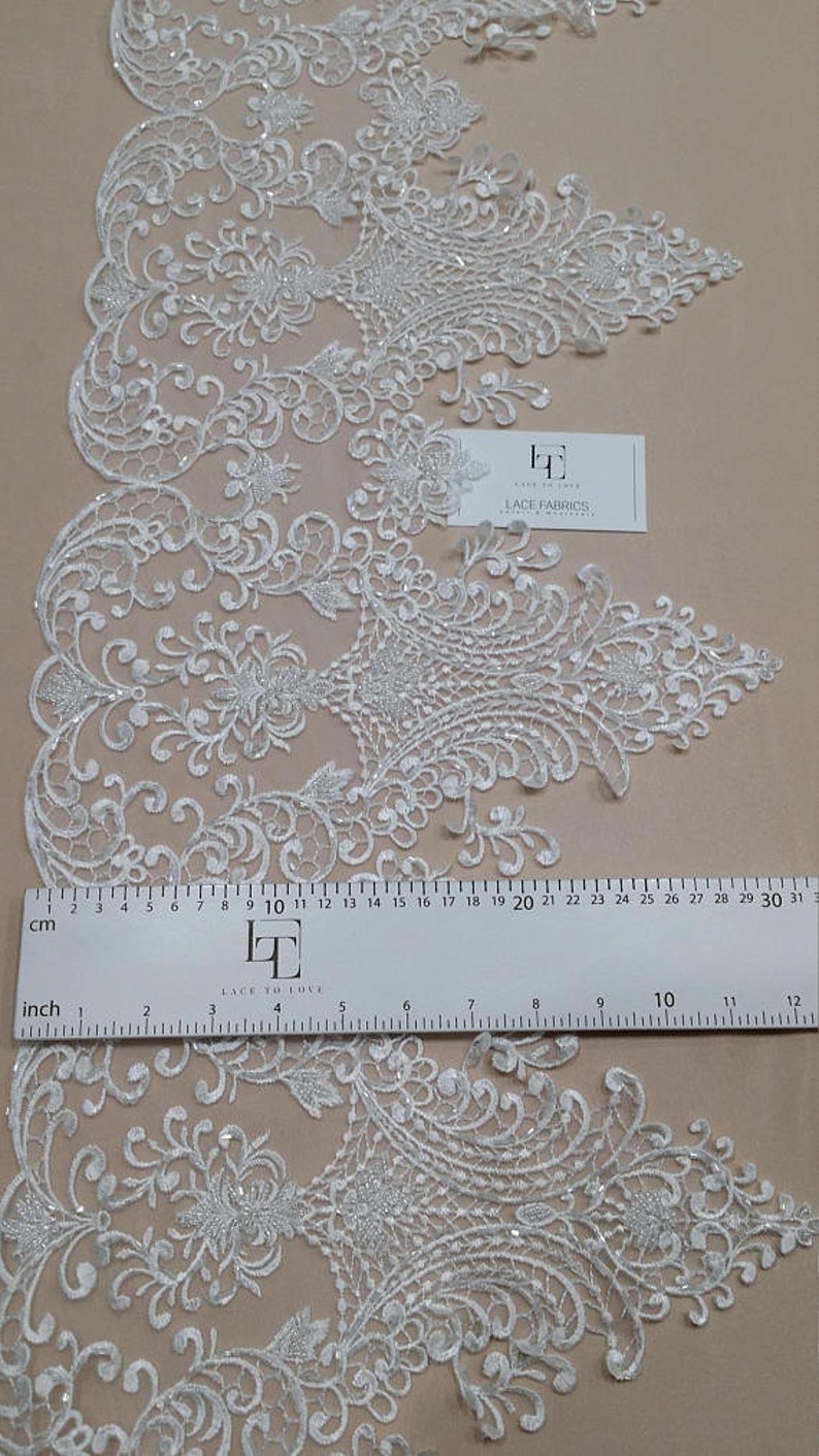EEV2122 Cream lace brilted beads white wedding tip