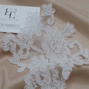 Cream Lace Appliques, White French, M0054 image 2