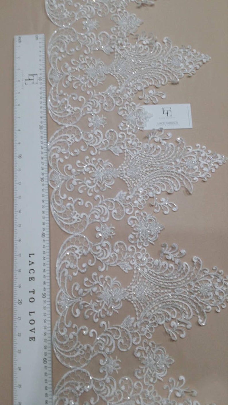 EEV2122 Cream lace brilted beads white wedding tip