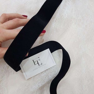 Nastro elastico in velluto nero per decorazioni, artigianato e moda - Venduto al metro - HDS003