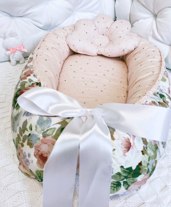 Fleur Babynest Nouveau Ne Cocoon Bebe Nid Lit Amovible Matelas Etsy