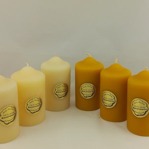 2 bougies pilier blanches fabriquées à partir de cire d'abeille blanchie à 100 %, coulées à la main, frais d'expédition compris image 3