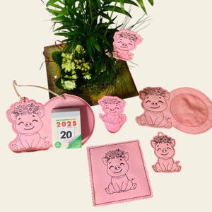 Broderimapp, gris, flicka, nyckelring, muggmatta, blomplockare, värmeljushållare, underlägg, kalender XXL set 992, lyckobringare, nyårsafton
