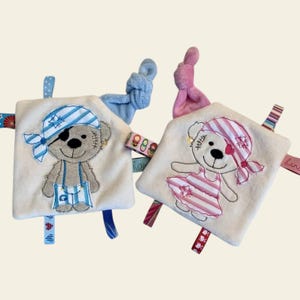 Stickdatei Teddy Pirat, Girl und Boy, Knistertuch, Schnullertuch Maschinenstickerei Set 751