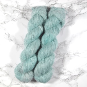 hand dyed suri alpaca silk lace yarn, hand dyed yarn, 300m, 50g, Suri Cloud Lace, fluffy yarn