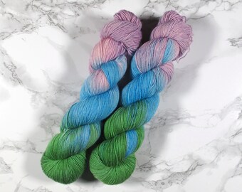 Merino Singles handgefärbt, handgefärbte Wolle, Singlegarn, 366m, 100g, handgefärbtes Garn, Grundpreis 190EUR/kg