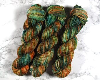 hand dyed bulky merino yarn, 100g 100m, indie dyed yarn, merino bulky chunky weight, base price 170EUR/kg