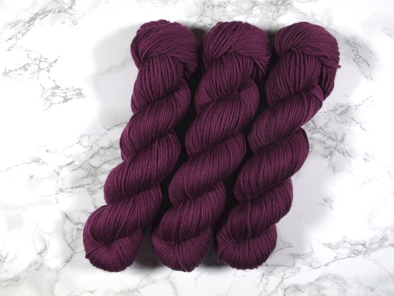 hand dyed merino yarn, 100g 225m, indie dyed yarn, merino dk weight, base price 170EUR/kg image 3