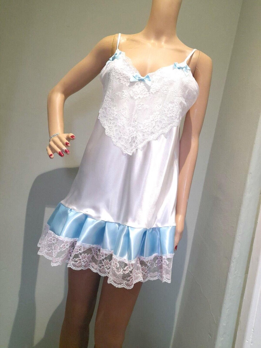 Lockable Sissy Love Frilly Dress