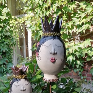 CERAMIC queen head - large - garden decoration - decoration - garden