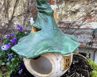 Hand-potted bird food house – playful, frost-resistant bird house in 3 sizes, unique for garden & animal lovers