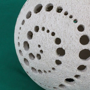 Keramik Gartenkeramik Lichtkugel 30 cm Bild 3