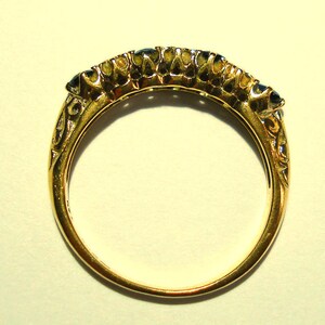 Antique Ring 9 Ct. or avec saphirs et diamants image 3