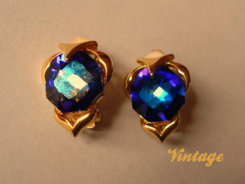 Earrings VTG W & W image 1