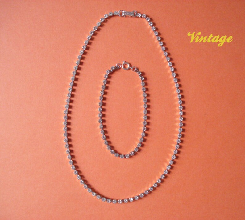 Vtg Gold Necklace And Bracelet 1980 image 1