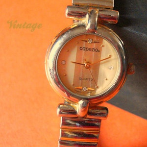 VTG Bracelet Watch CAPEZIO image 2