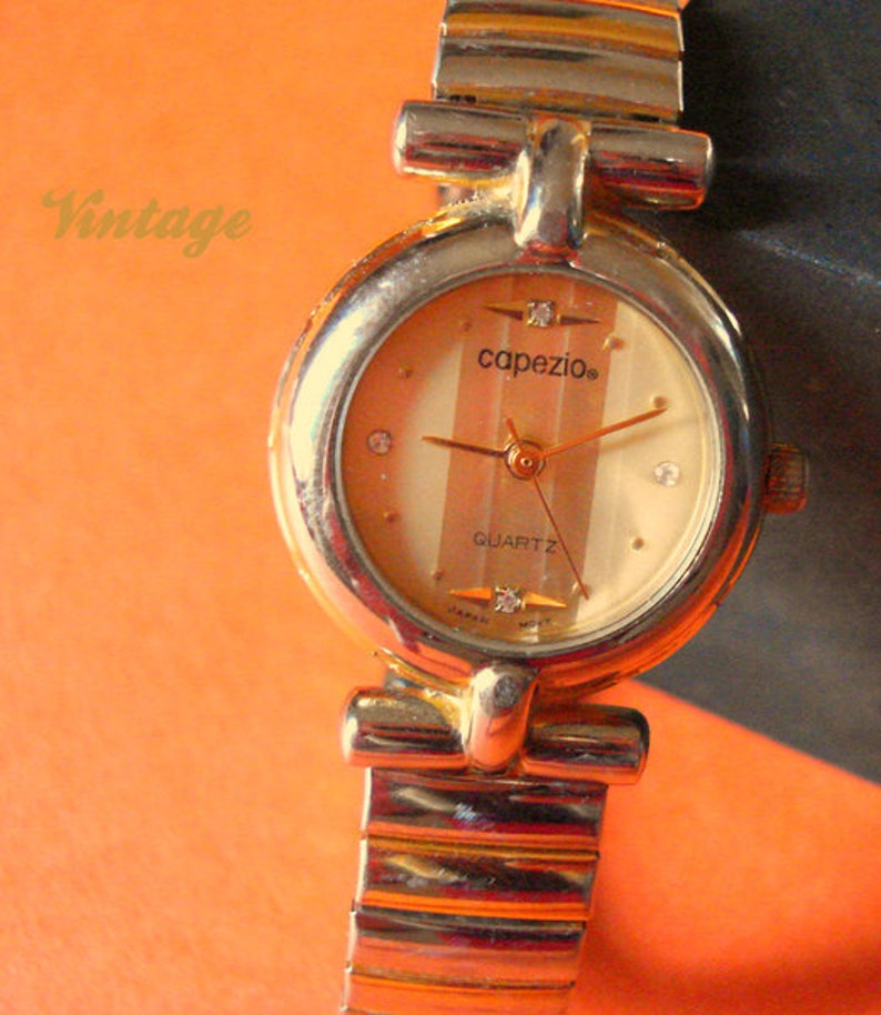 VTG Bracelet Watch CAPEZIO image 2