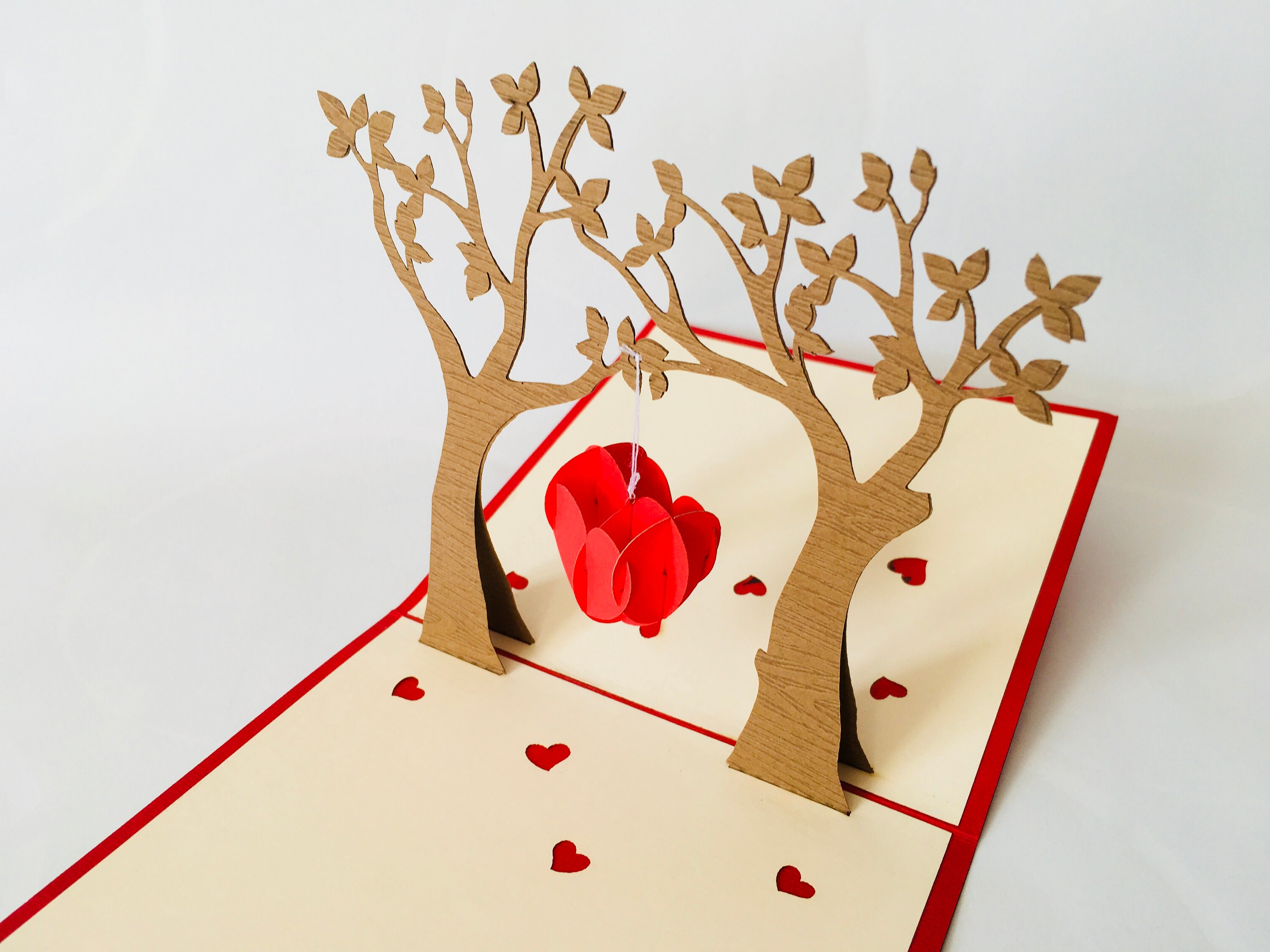 Árbol Del Corazón, árbol En Forma De Corazón Rojo, Fondo De San Valentín, Concepto De San