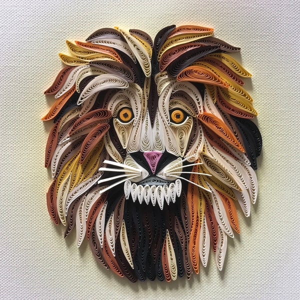 Lion head, quilling card, quilling card