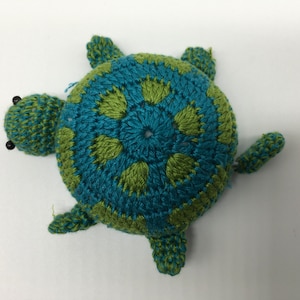 Crochet tape measure turtle motif, tape measure turtle, crochet keychain, cute gift for children and creative people Muster 10