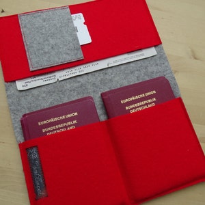 Familien-Reise-Etui Papierflieger Reisepasshülle aus Wollfilz personalisierbar Bild 4