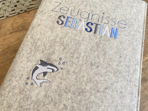 Certificate folder - shark - made of wool felt, can be personalized - folder for certificates, document folder, felt cover, star