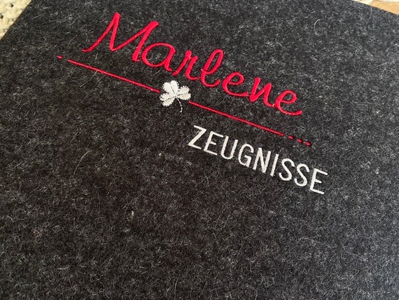 Certificate folder with name - made of wool felt anthracite, folder for certificates, document folder, felt cover, cloverleaf, red/grey