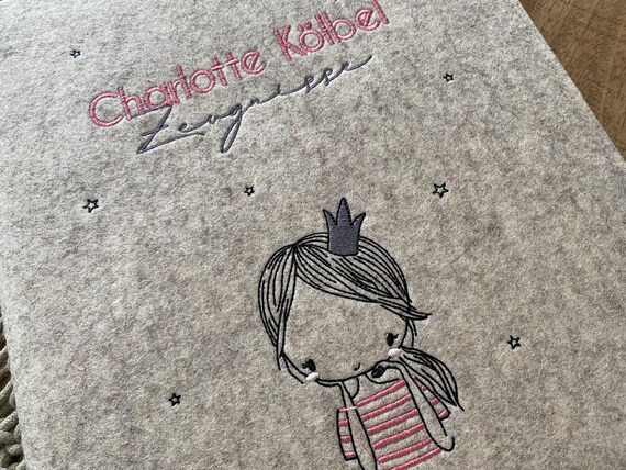 Certificate folder for girls - little princess - free choice of color - folder for certificates, pink, gray