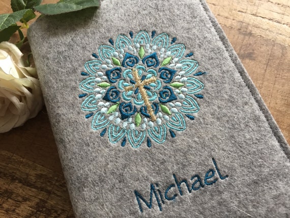 Hymnal cover made of wool felt - Mandala turquoise, petrol - cover for hymnal with name, felt cover, cover prayer book, communion, cross