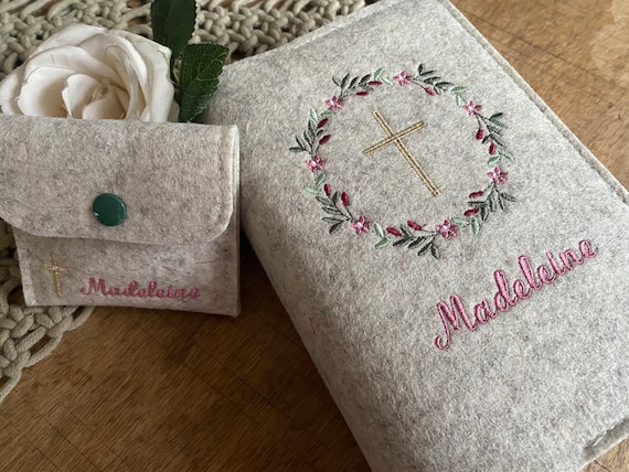 Hymnal cover felt - flower wreath, gold cross - Hymnal cover made of wool felt