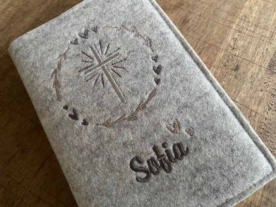 Hymnal cover made of wool felt - flower wreath, cross - felt cover, cover for hymnal for communion