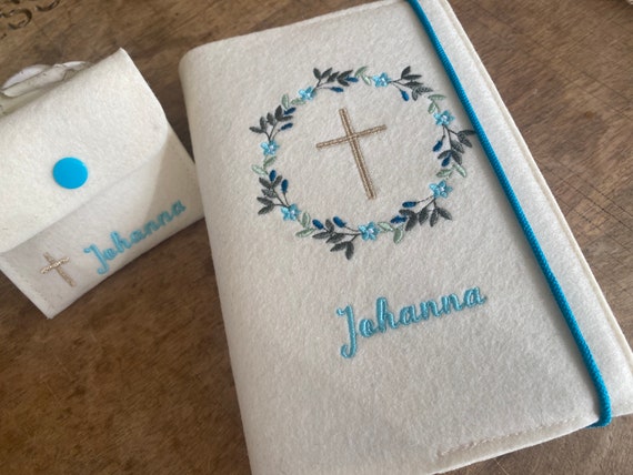 Hymn book cover felt cream - flower wreath, cross gold - Hymn book cover made of wool felt
