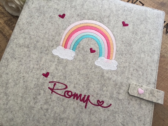Photo album Baby - rainbow pastel, baby album personalized, felt cover embroidered, hearts