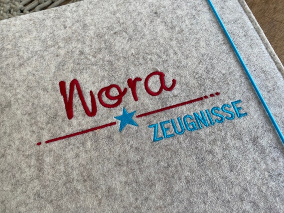 Certificate folder with name - made of wool felt, folder for certificates, document folder, felt cover, star, red/turquoise