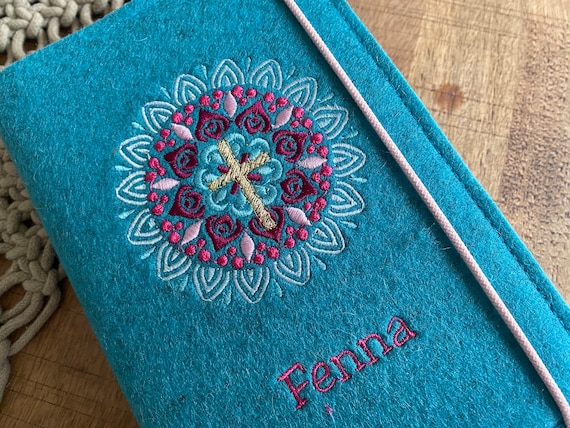 Hymnal cover made of wool felt - Mandala - turquoise or pink - cover for hymnal with name, felt cover, cover prayer book, communion, cross