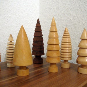 Sapin de Noël en bois pour la décoration, arbres en bois, arbre en bois, sapin en bois, arbre objet en bois, figurine en bois, scandinave, Noël image 1