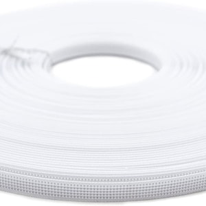Un rollo de deshuesado rígido &quot;cosido&quot;, delgado, blanco - 4 mm de ancho, aproximadamente 24 metros