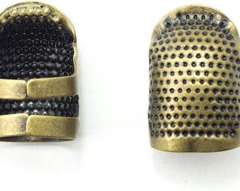 Un par de dedales de latón en tono bronce antiguo, 17 mm de diámetro, tamaño M