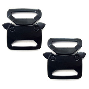 E2433 Set of 2 Black Metal Quick Release Buckles 40 x 42 mm - Up to 25 mm Strap
