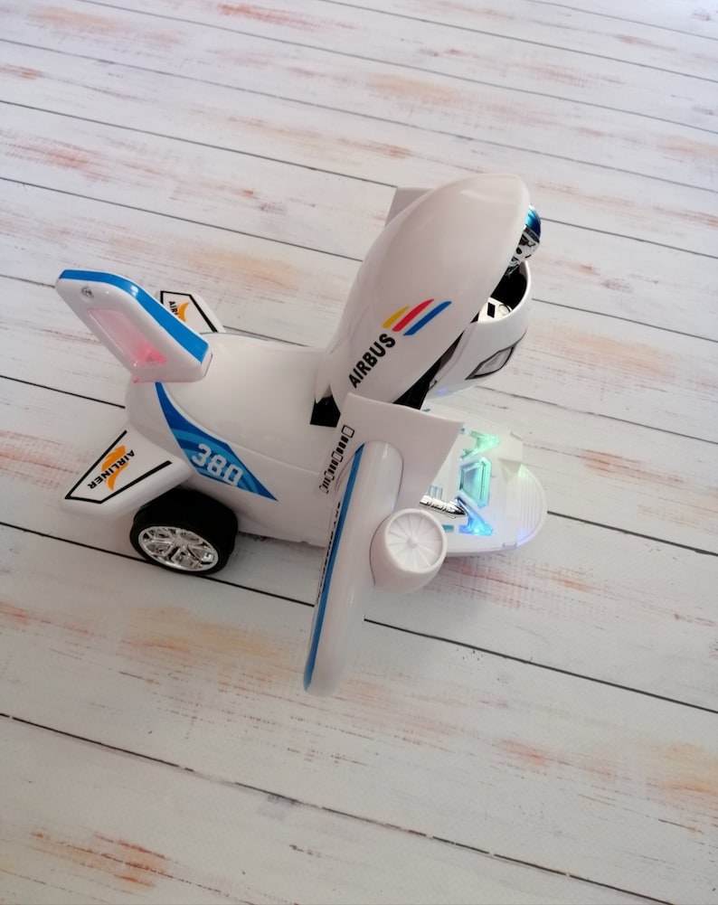 transformer airplane toy