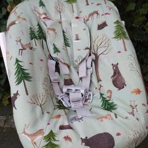 Replacement cover compatible with the Stokke Tripp Trapp Newborn forest animals mint