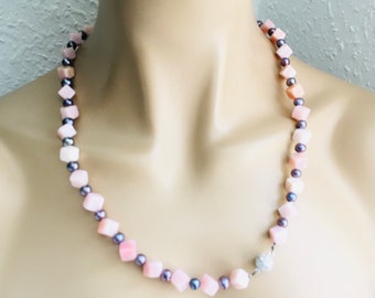 Pink quartz cubes and dark freshwater pearls at a special price on sale